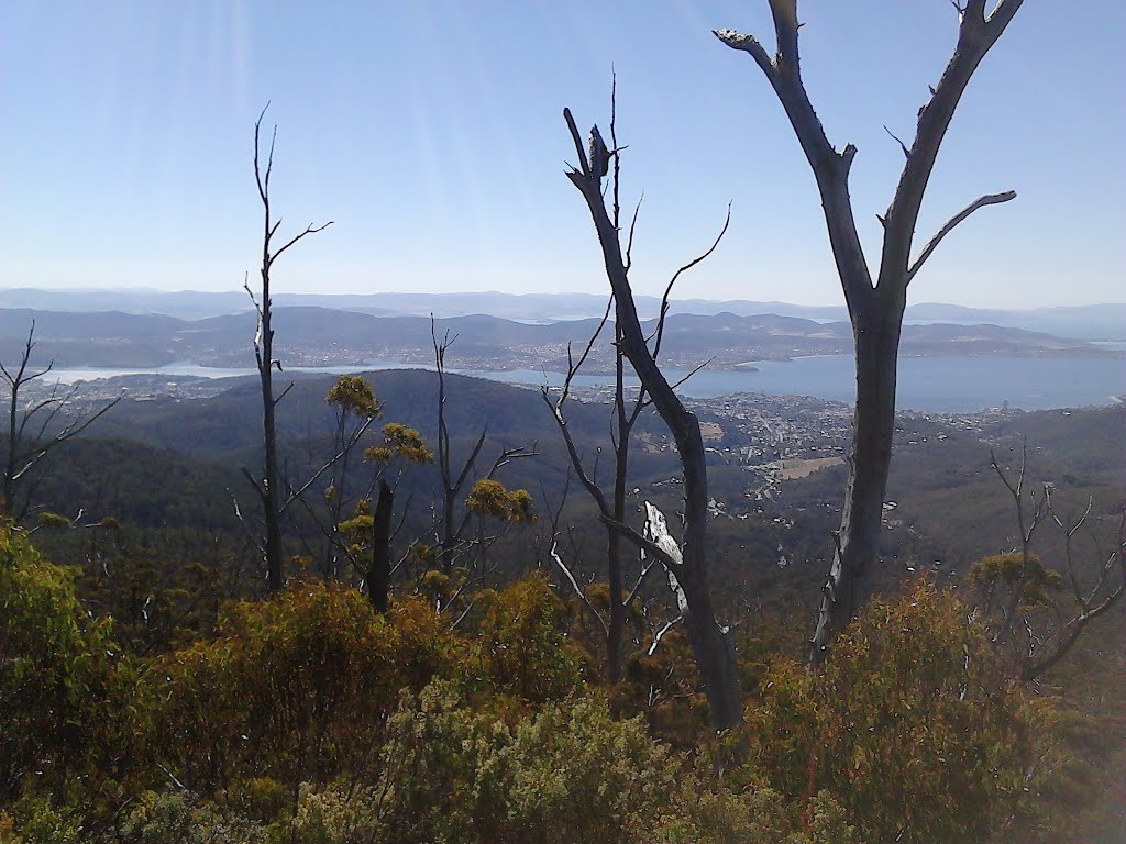 Sphinx Rock lookout 6 March 2013 by mknife