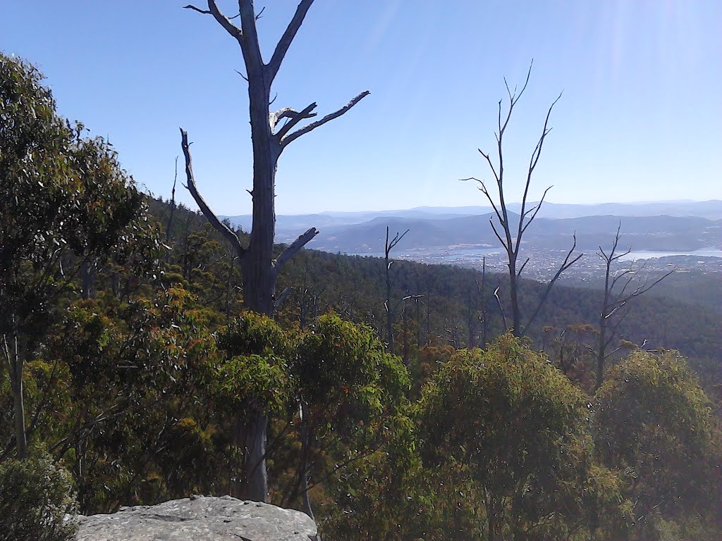 Sphinx Rock lookout 6 March 2013 by mknife