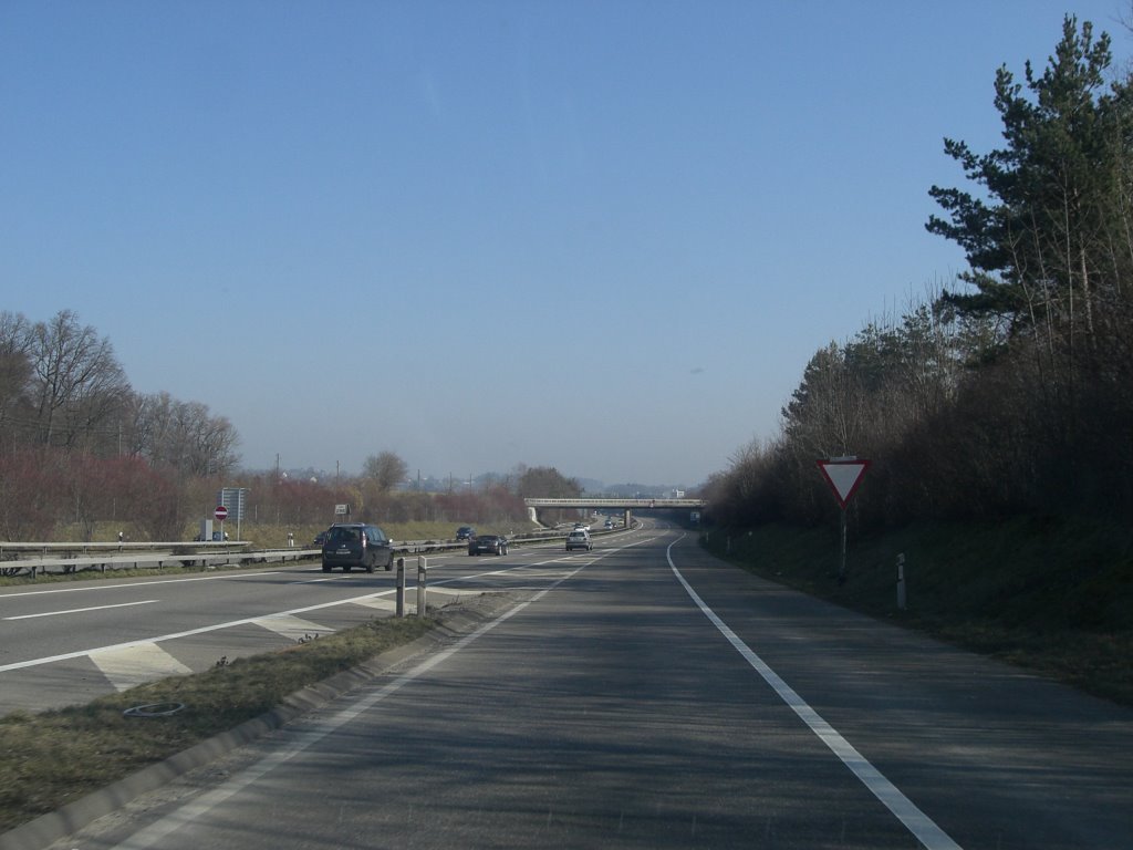 Highway (February 2007) by www.swiss-pics.ch by NilsW