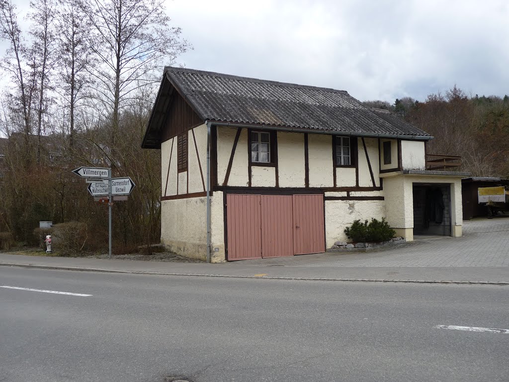 Riegelhäuschen bei der Abzweigung nach Villmergen by bienenritter