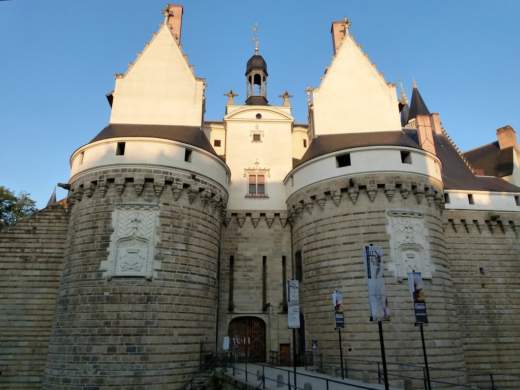 NANTES (Loire-Atlantique). France. 2012. 129. Castillo de los duques de Bretaña. by Carlos Sieiro del Nido