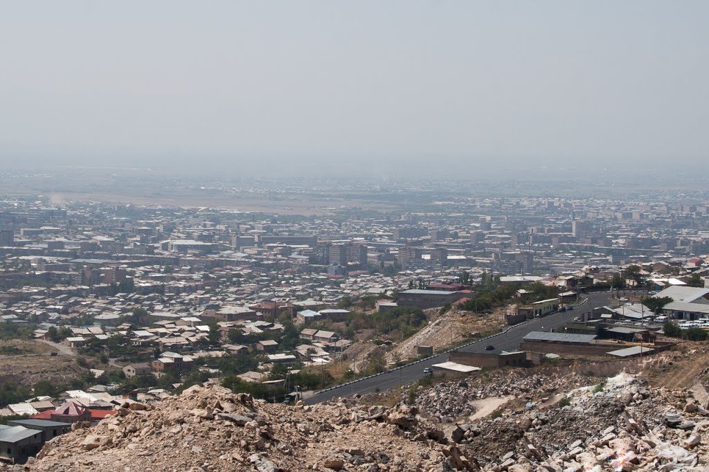 Вид на район Эребуни / View of Erebuni district by Obscured