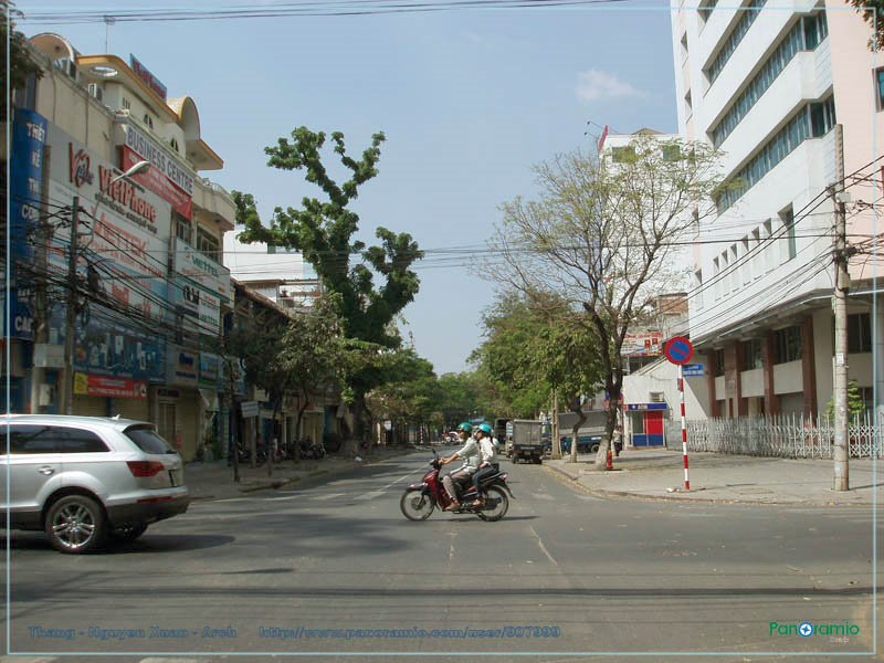 Ngã tư - Nguyễn Đình Chiểu >< Đinh Tiên Hoàng - Crossroads by Vietnam - Paracels