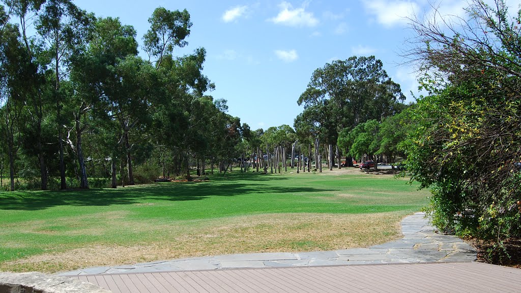 Reserve seen from cultural centre, looking north by Phaedrus Fleurieu