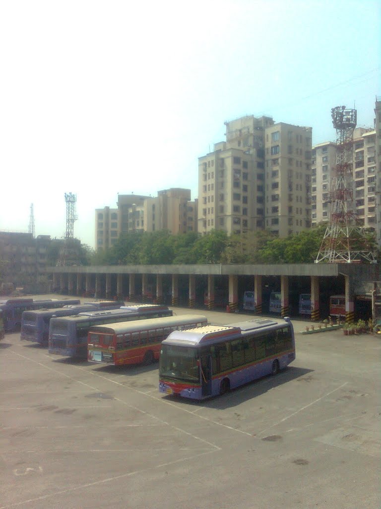 Mulund BEST Bus Depot,Mulund (W) by Nimish - Nitish