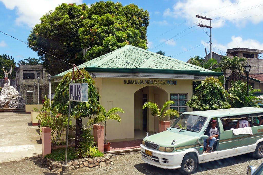 Numancia public toilet & Police by sunmaya