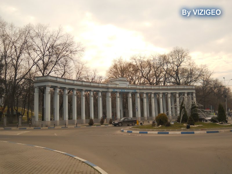 Intrare Parcul Romanescu Craiova by vizigeo