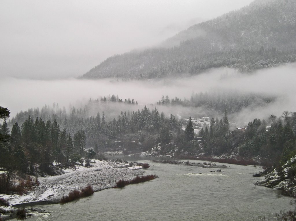 Klamath at Pearch Creek by Ken Malcomson