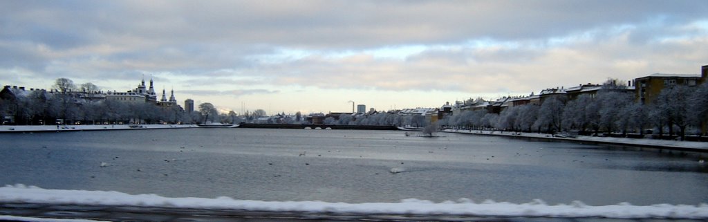 Peblingesøen en vinterdag by Finn Bergh