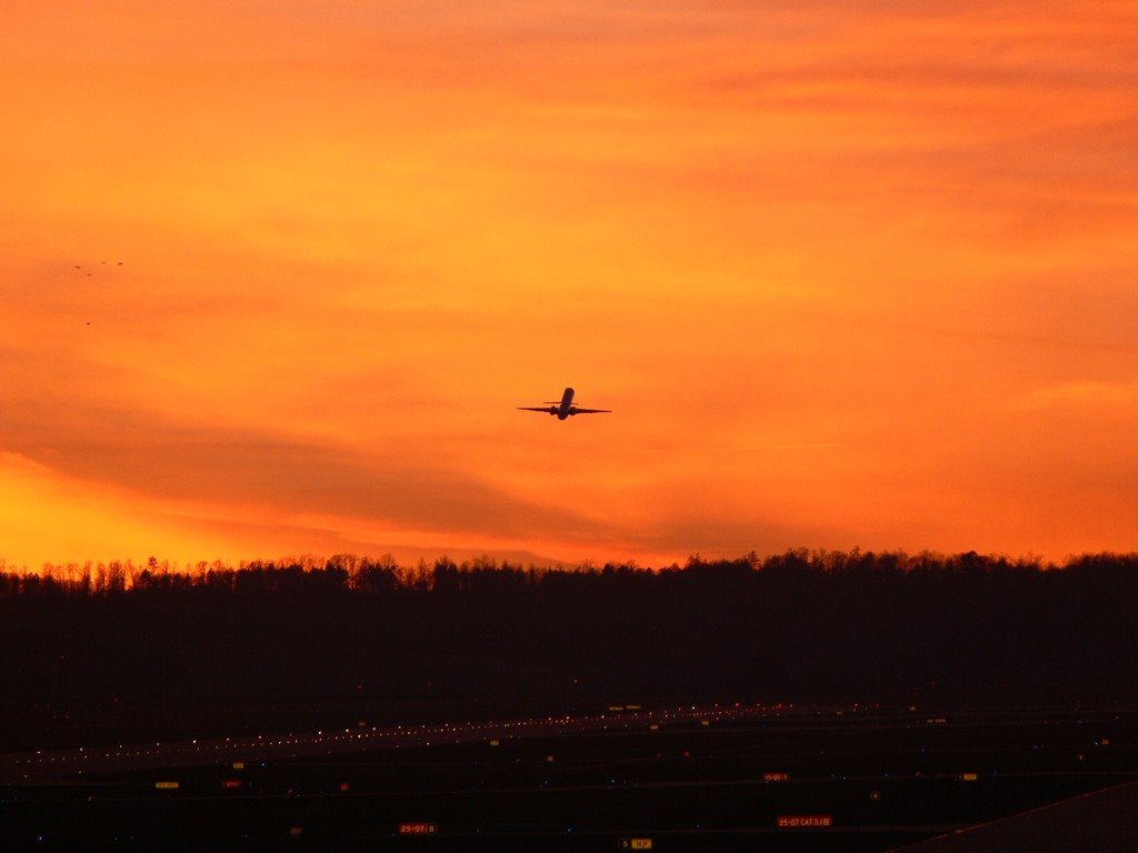 Stuttgart Airport by bikejoe