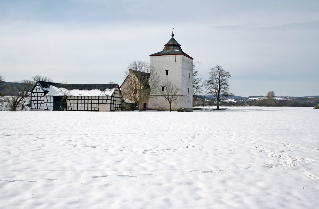 Burg Arloff by OlliZ