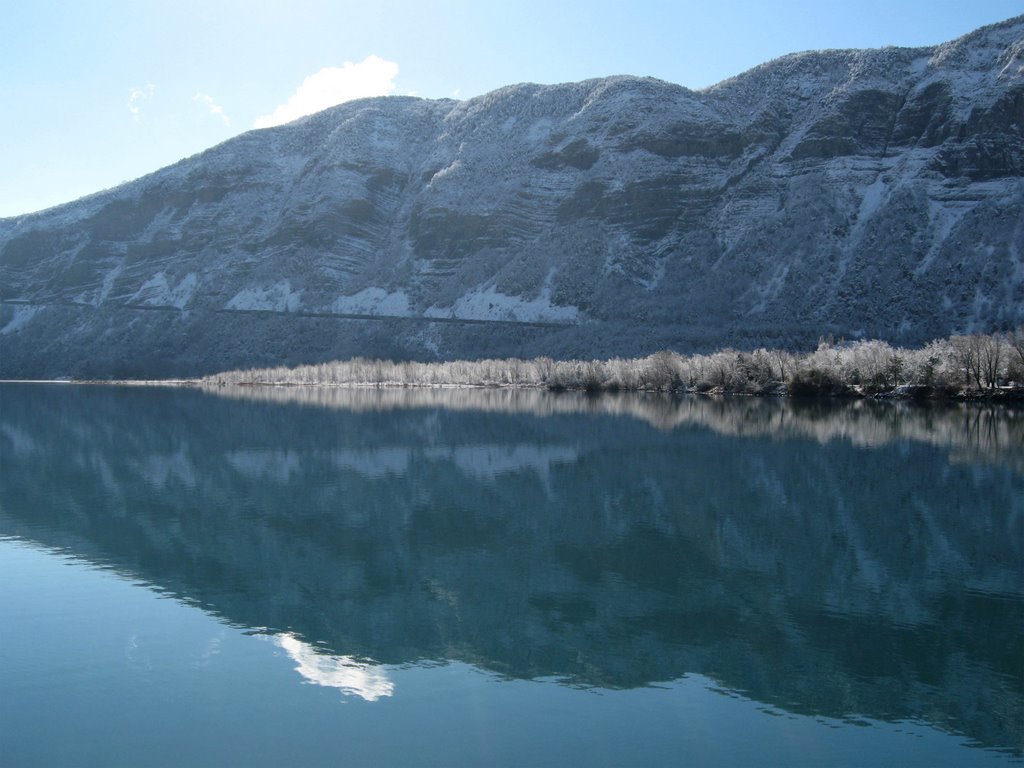 Miroiterie des Alpes by David Bertizzolo