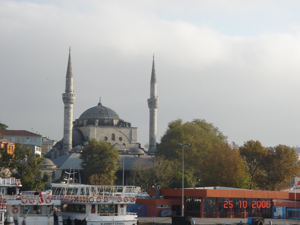 Mihrimah sultan camii by fecrisaadet