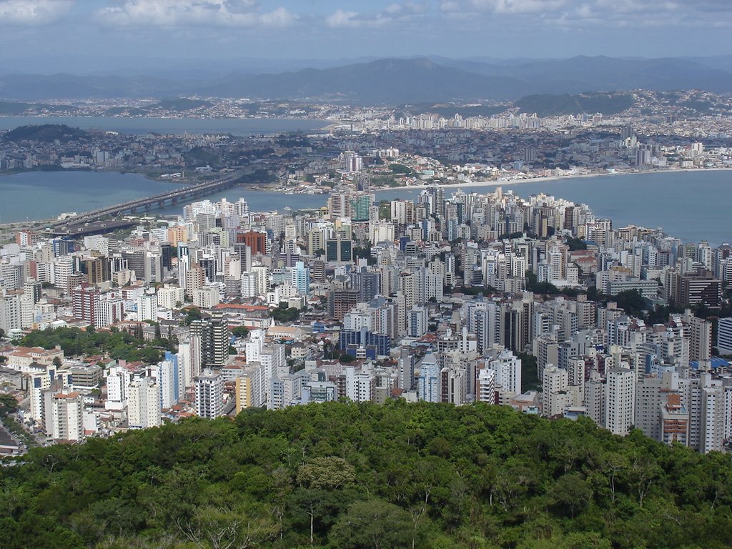 Florianópolis Centro, Ilha da Magia by Agustín Olivares