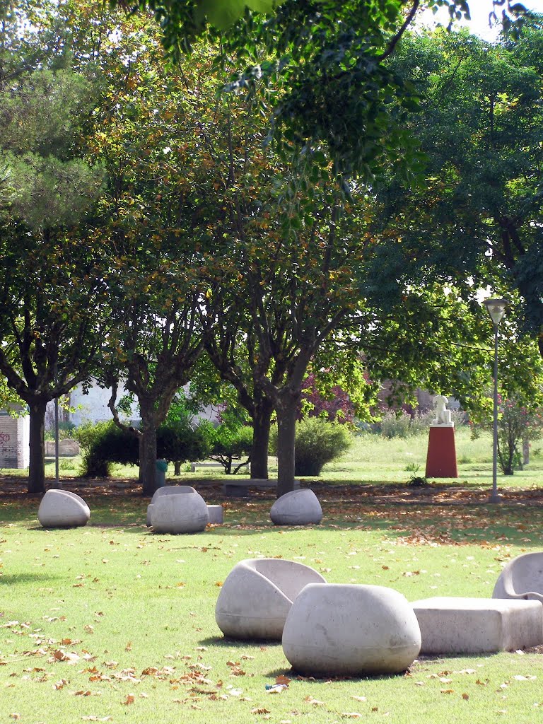 Plaza “Hipólito Yrigoyen” by elnous