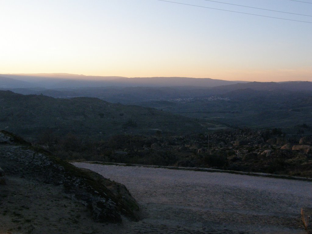 Vista de Bendada e Serra da Estrela by Luís Seixas