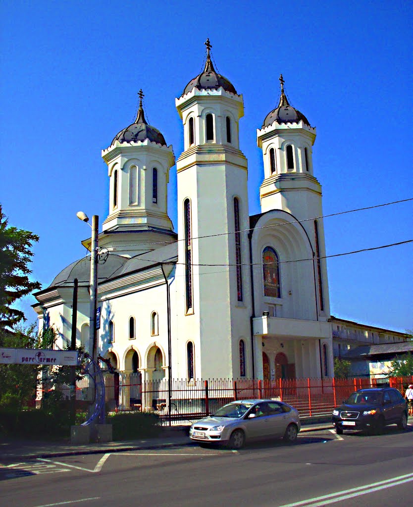 Cluj - Biserica Ortodoxă ''Întâmpinarea Domnului'' (cartier Mărăşti) by danger.mouse