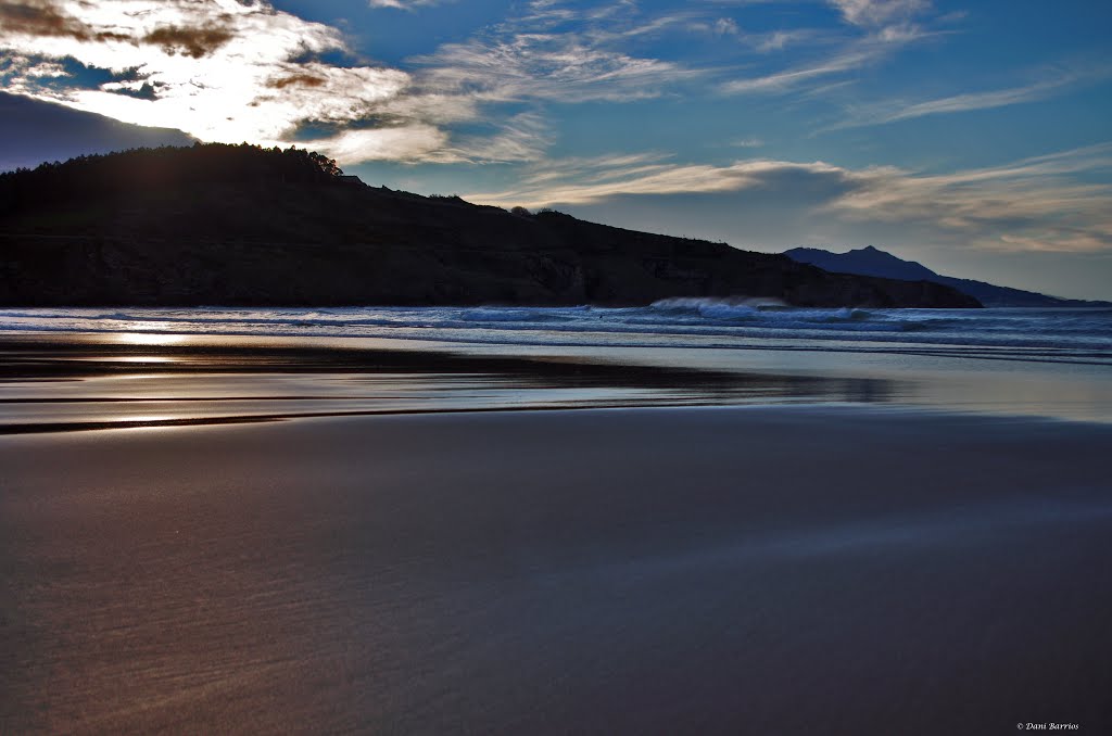 Atardecer en la playa de La Arena by Dani Barrios