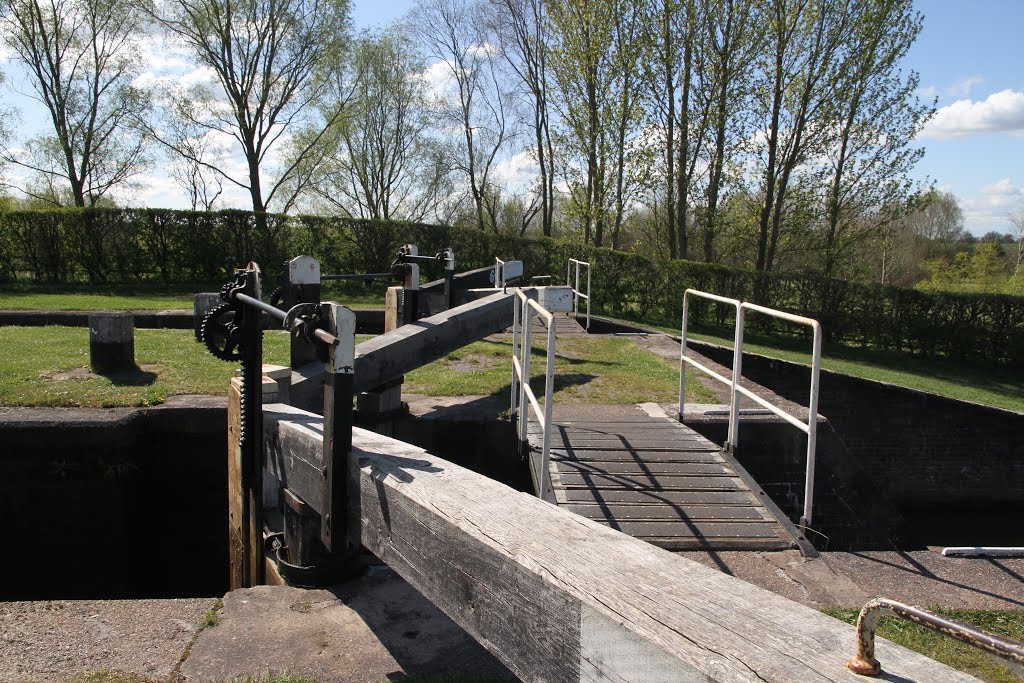 Trent and Mersey canal lock by AbbieK