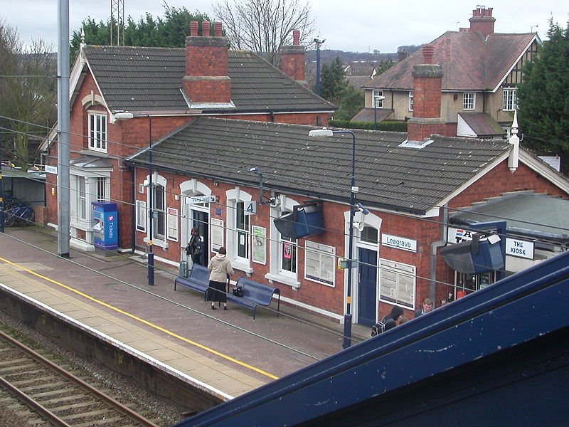 Leagrave Train Station by Saqib Uddin