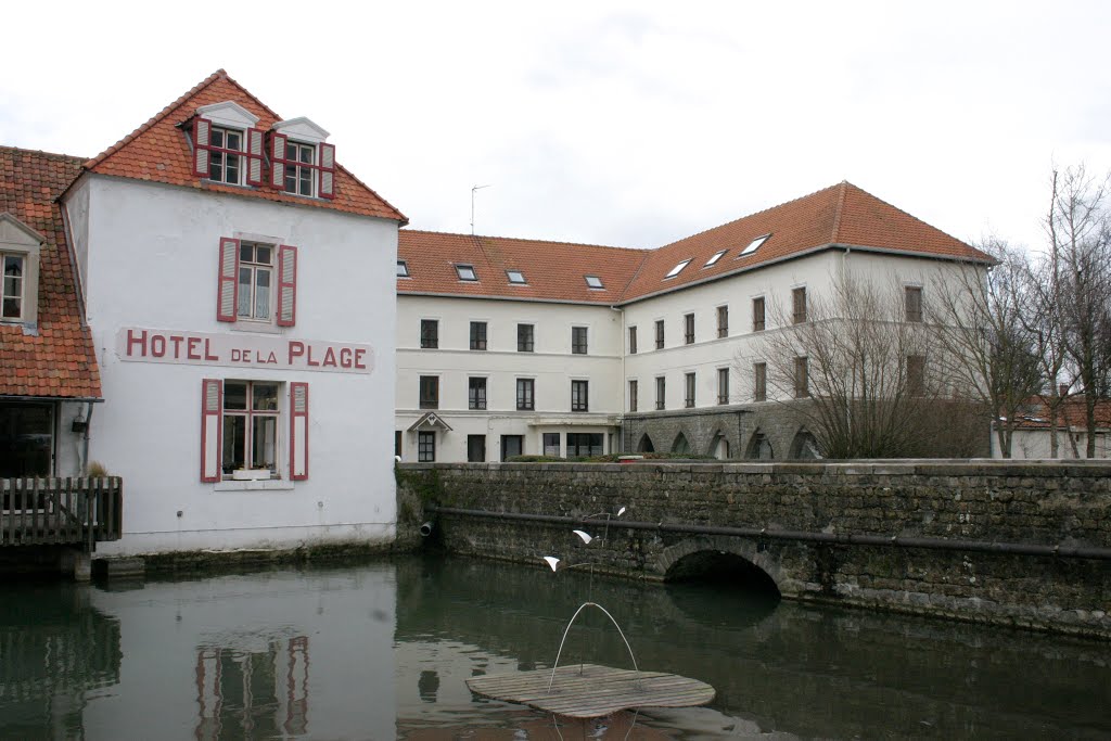 Hotel de la Plage, Wissant by pauldevall