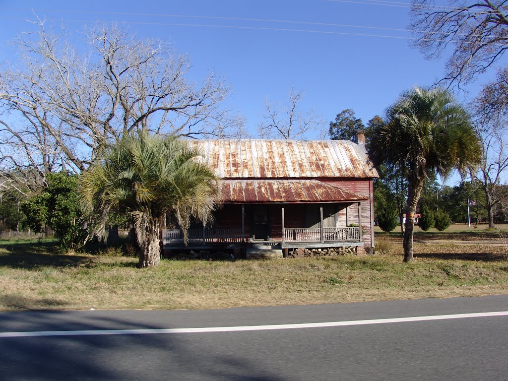 Weathered cracker house, rural Gadsden County, Hermitage Fla (1-3-2012) by Ken Badgley