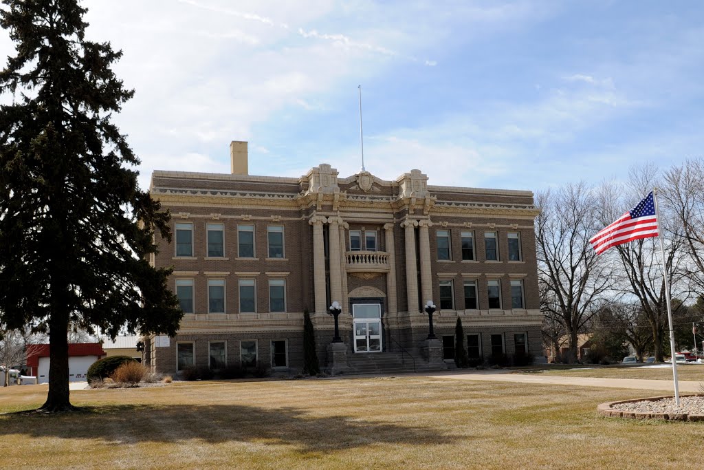 Clay Co. Courthouse (1918) Clay Center, Neb. 3-2013 by TGrier