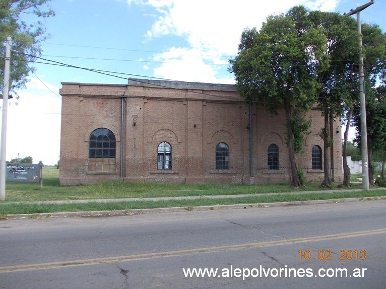 Estacion Las Varillas FCCA - Galpon Locomotras (www.alepolvorines.com.ar) by alepolvorines