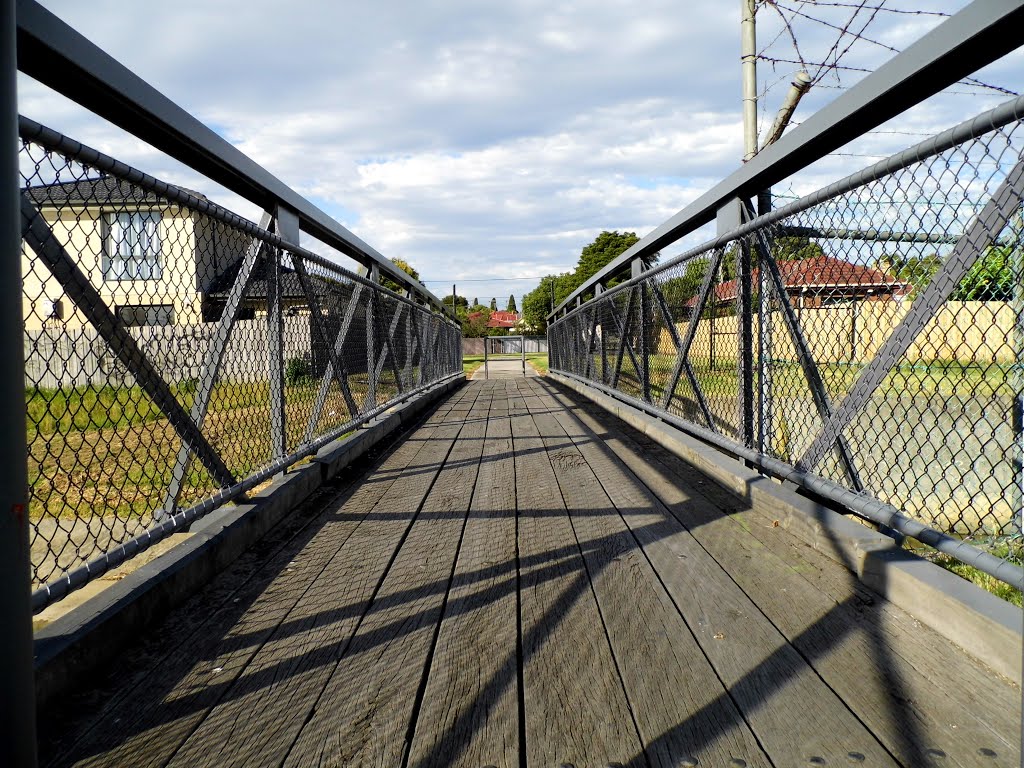 Bridge over Mile Creek, Springvale [2013] by XpektTom