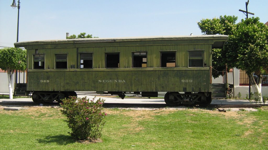 Antigua estación del ferrocarril vagon de tren 2 by MarioGallardoMolina