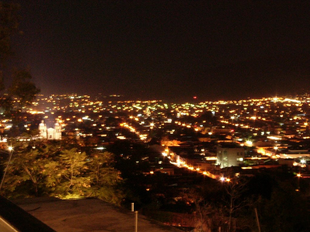 Panoramica de la ciudad desde el mirador del Fortín by Luis Sergio Martinez