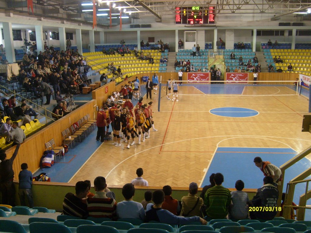 17 Ağustos Spor Salonu by faltınok