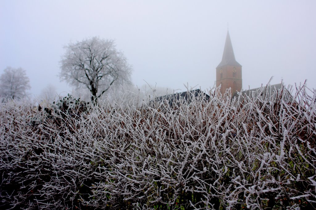 Kerk Rolde (Drenthe, Netherlands) by Tom van der Mast