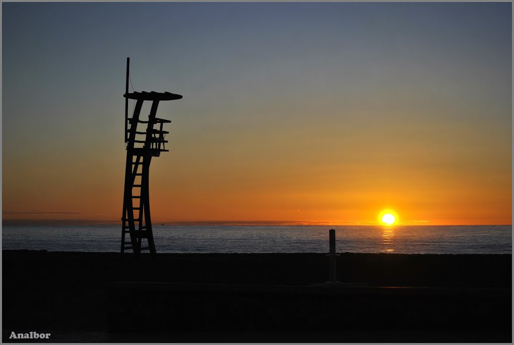 Amanecer en Levante (Ángeles) by Analbor