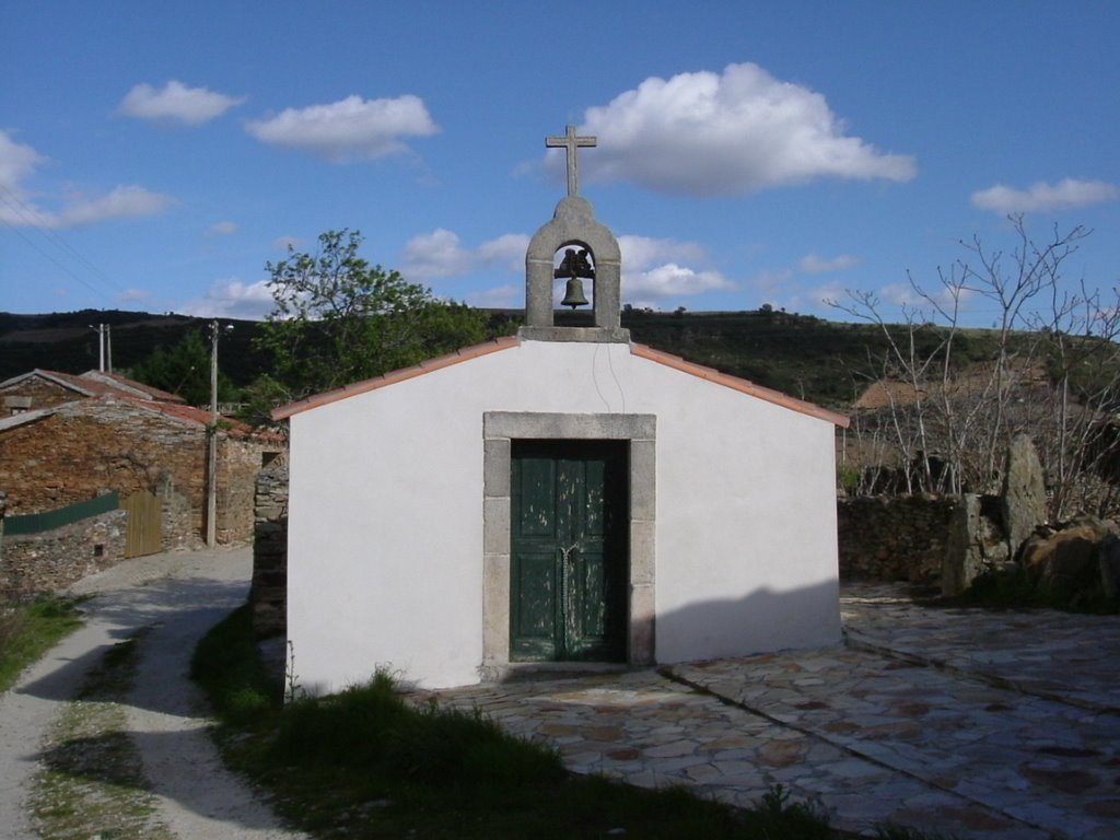 MIRANDELA - Feixedinha - CAPELA DE S. BARTOLOMEU by Luís Aníbal Dias Lib…