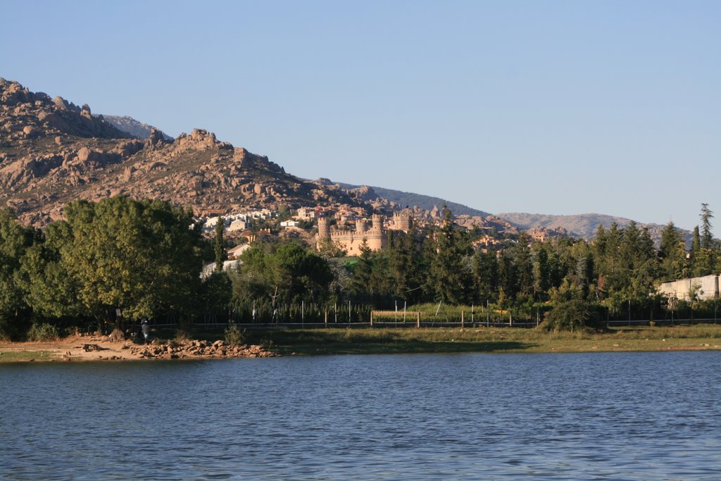 El pueblo desde el otro lado del Pantano by jdom2000