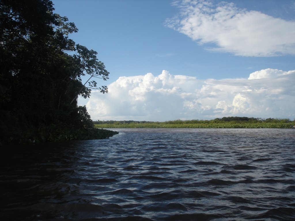 Foz do Rio Amambai by Jose Eduardo Mestrin…