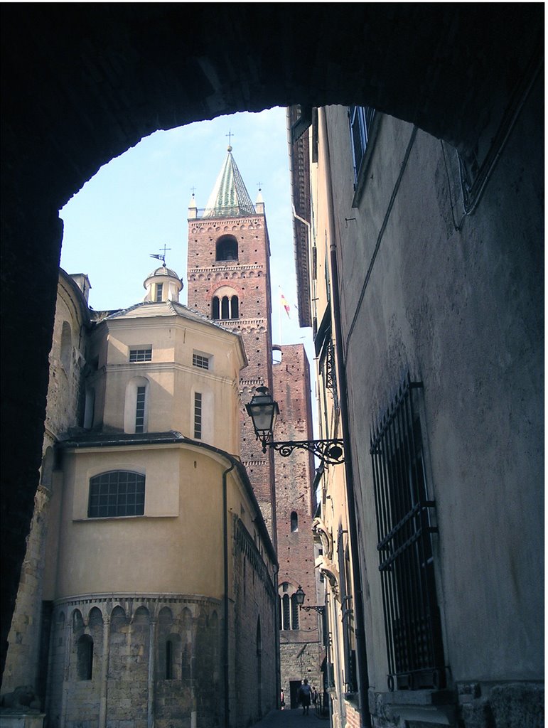 Albenga centro storico 34torri by esseil