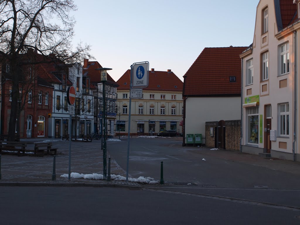 Lindenplatz by Fotoberchtel