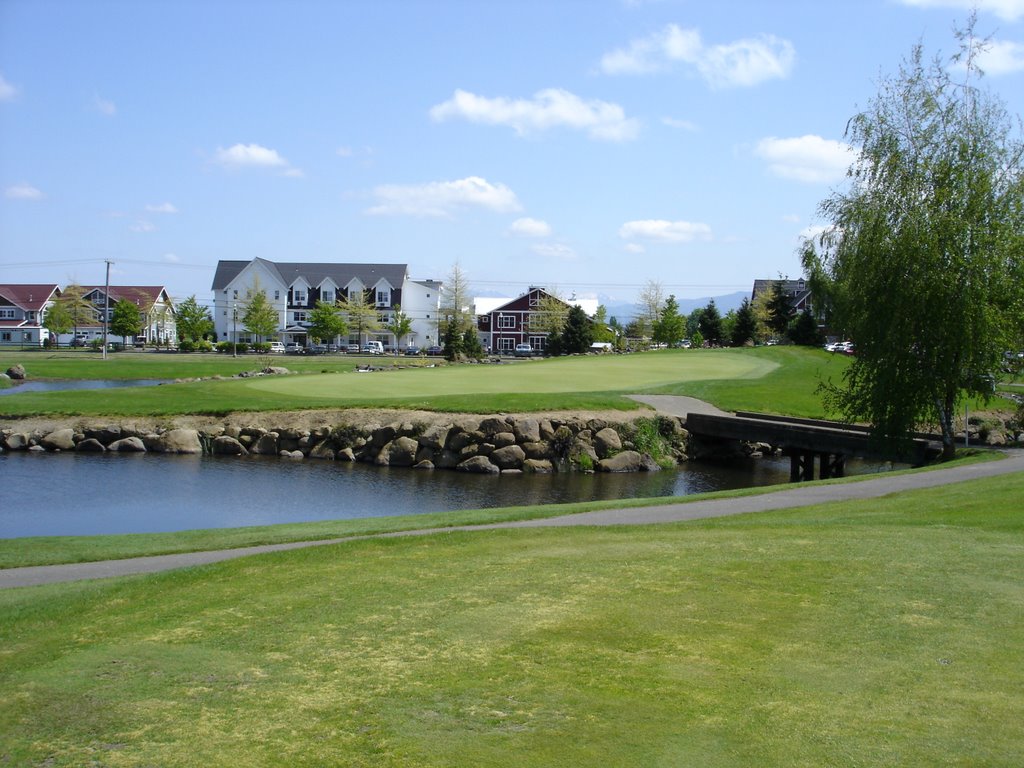 Homestead Farms Golf Resort, Hole 18, Par 5, 525 yds, Lynden, WA by ©dyakimec