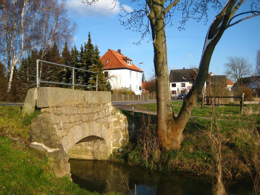 Alte Brücke an der Dammstrasse by Pattensen