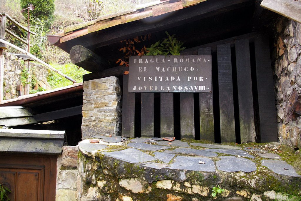 Fragua Romana del Machuco, Alvariza, Belmonte de Miranda, Asturias by Antonio Alba