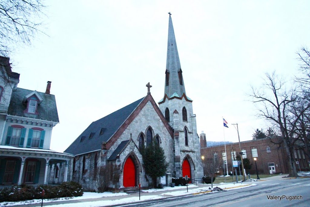 Bellefonte St.John's Episcopal Church by valery pugatch