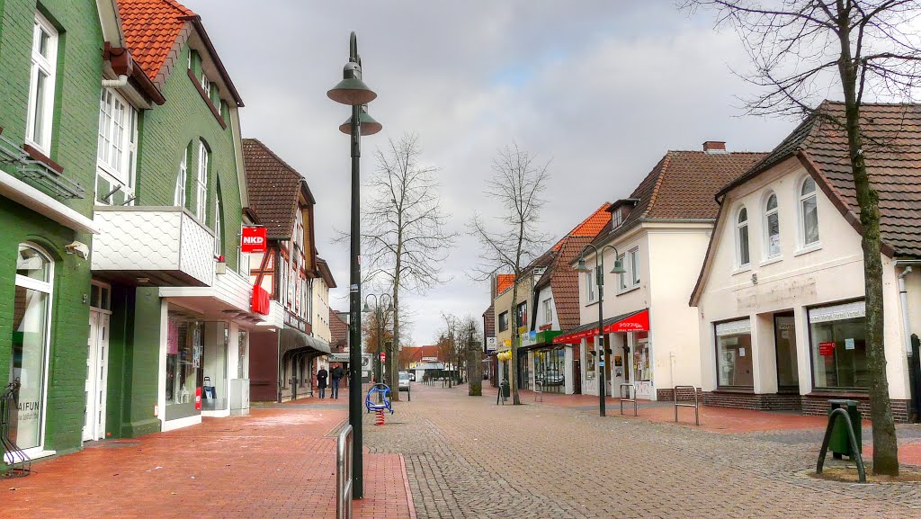 Die Fußgängerzone Große Straße in Rotenburg/Wümme by Dominic Techau