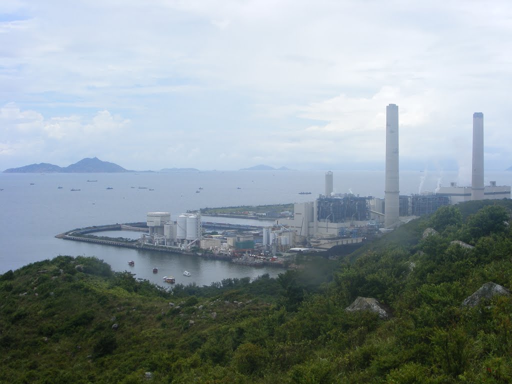 Lamma Power Station, Hong Kong by fading