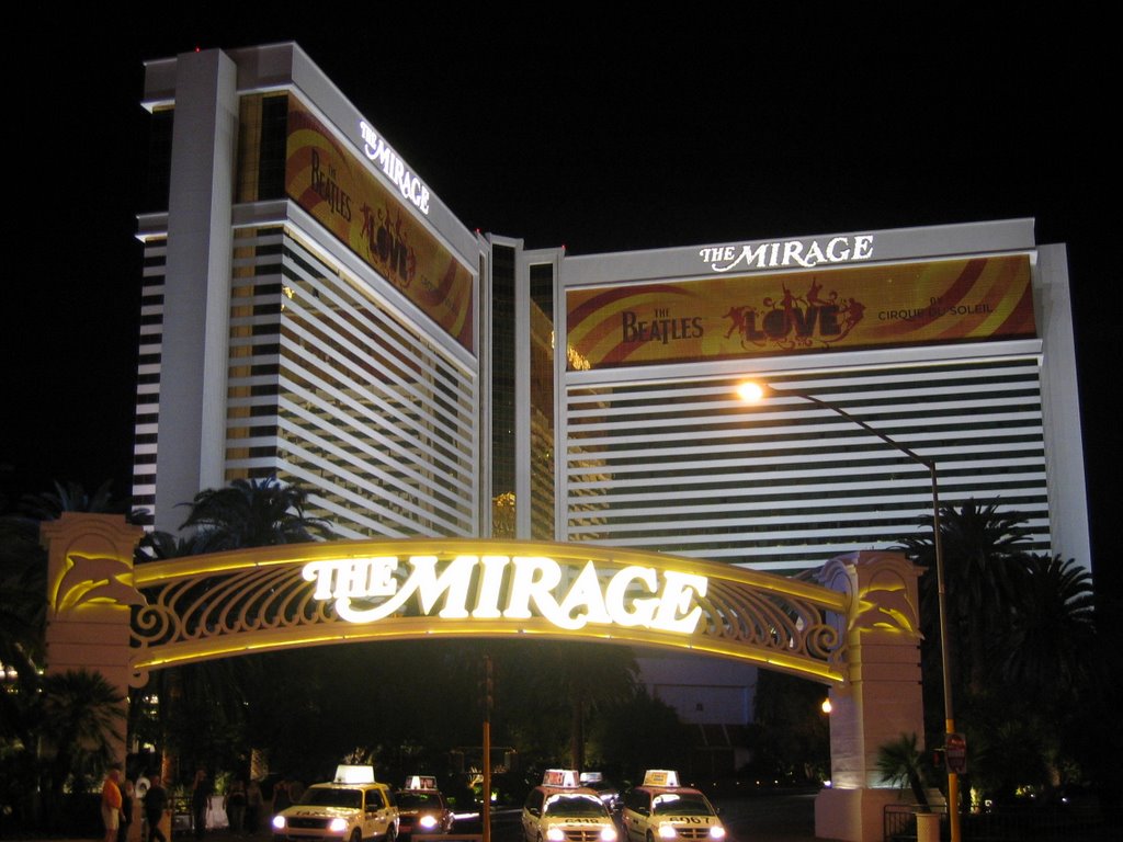 The Mirage Hotel, Las Vegas by heristoff