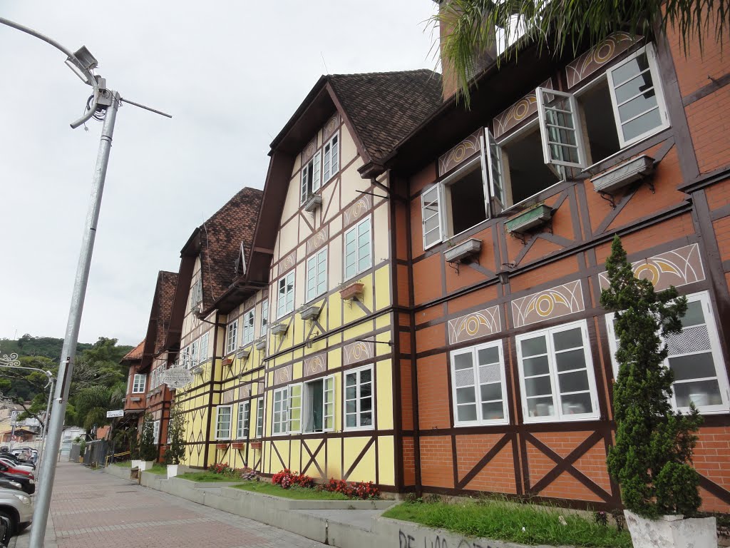 Vila Germânica - Blumenau - Santa Catarina - Brasil by Paulo Yuji Takarada