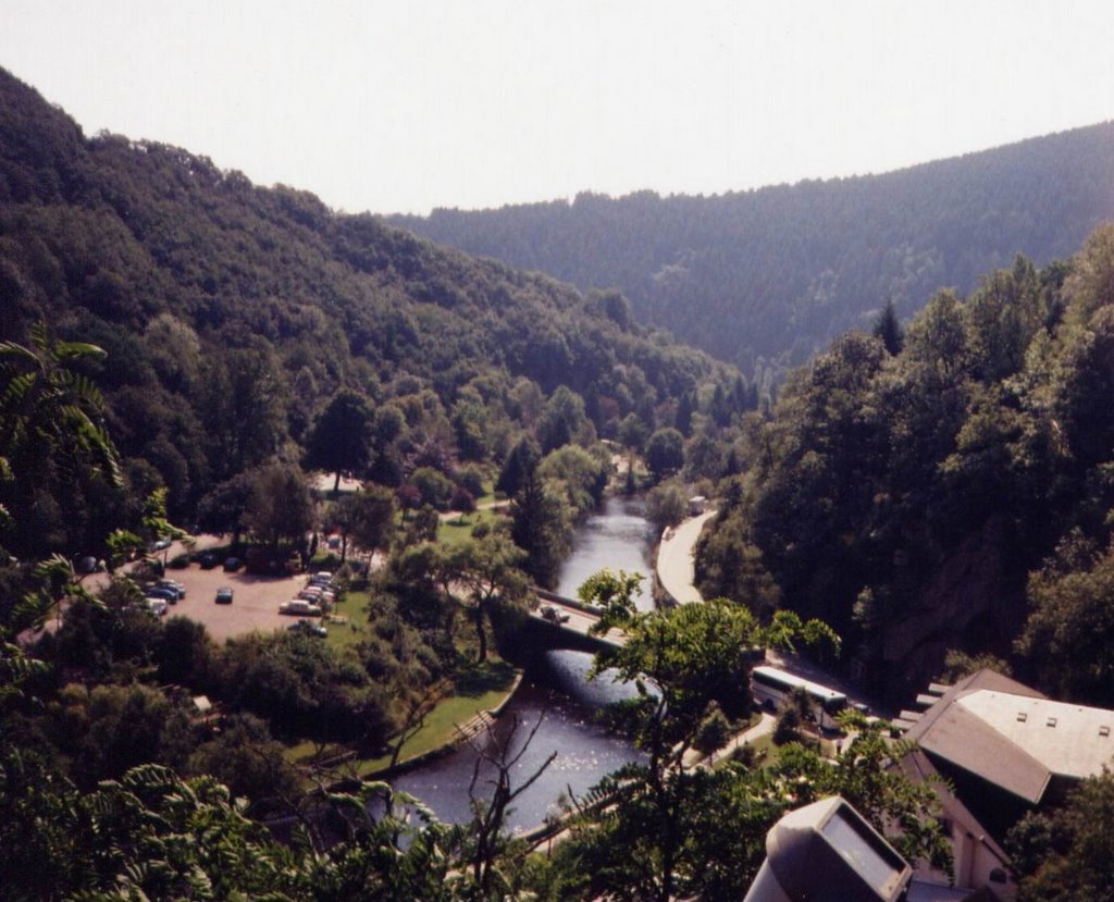 Esch-sur-Sûre : à partir le château by challenger7000