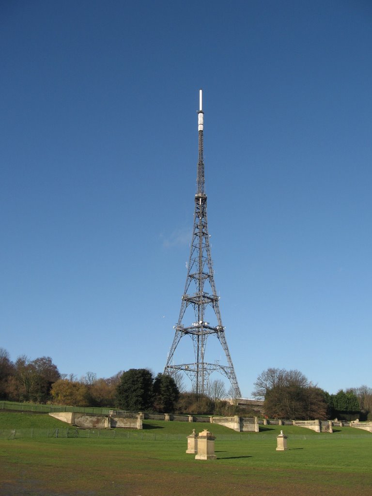 Crystal Palace Mast. by Hollywood Hill