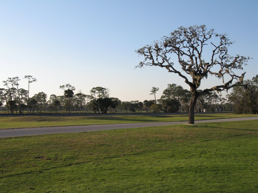 Daytona Beach Golf Club practice area by kohnea1